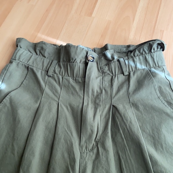 7 for all mankind High Waist Olive Color pants - Picture 3 of 11